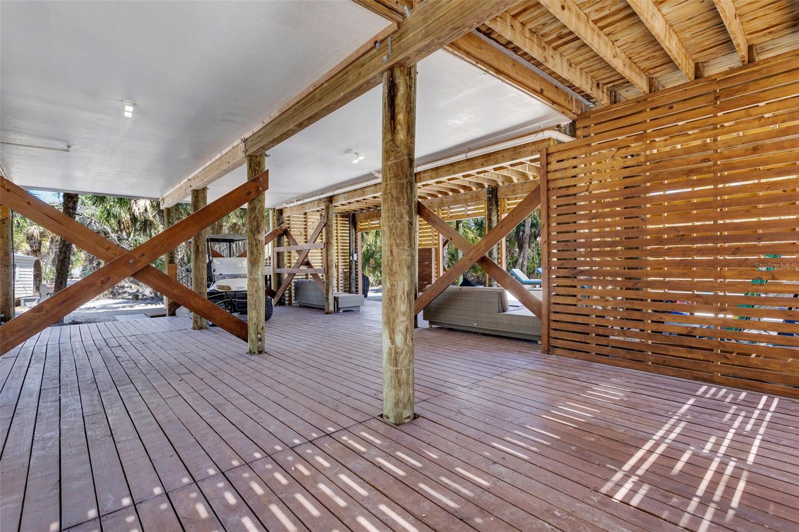 PALM ISLAND ESTATE - Residential
