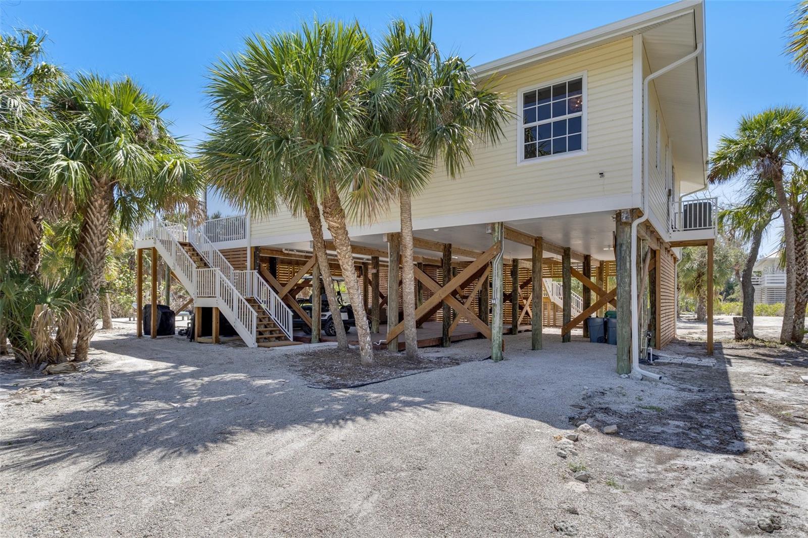 PALM ISLAND ESTATE - Residential