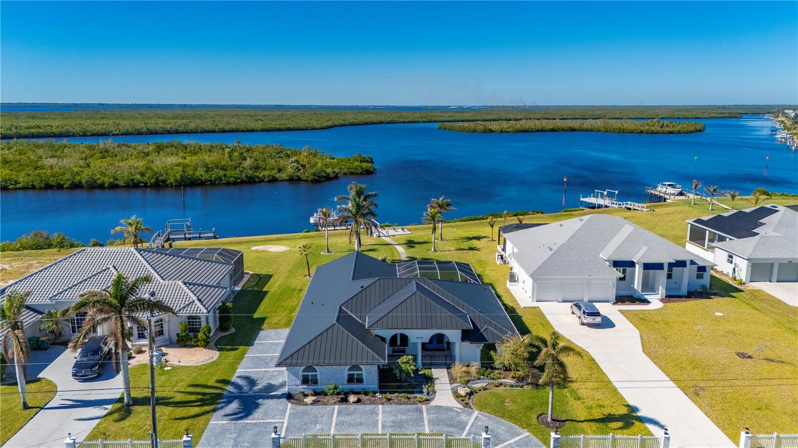 SOUTH BAYVIEW ESTATES - Residential