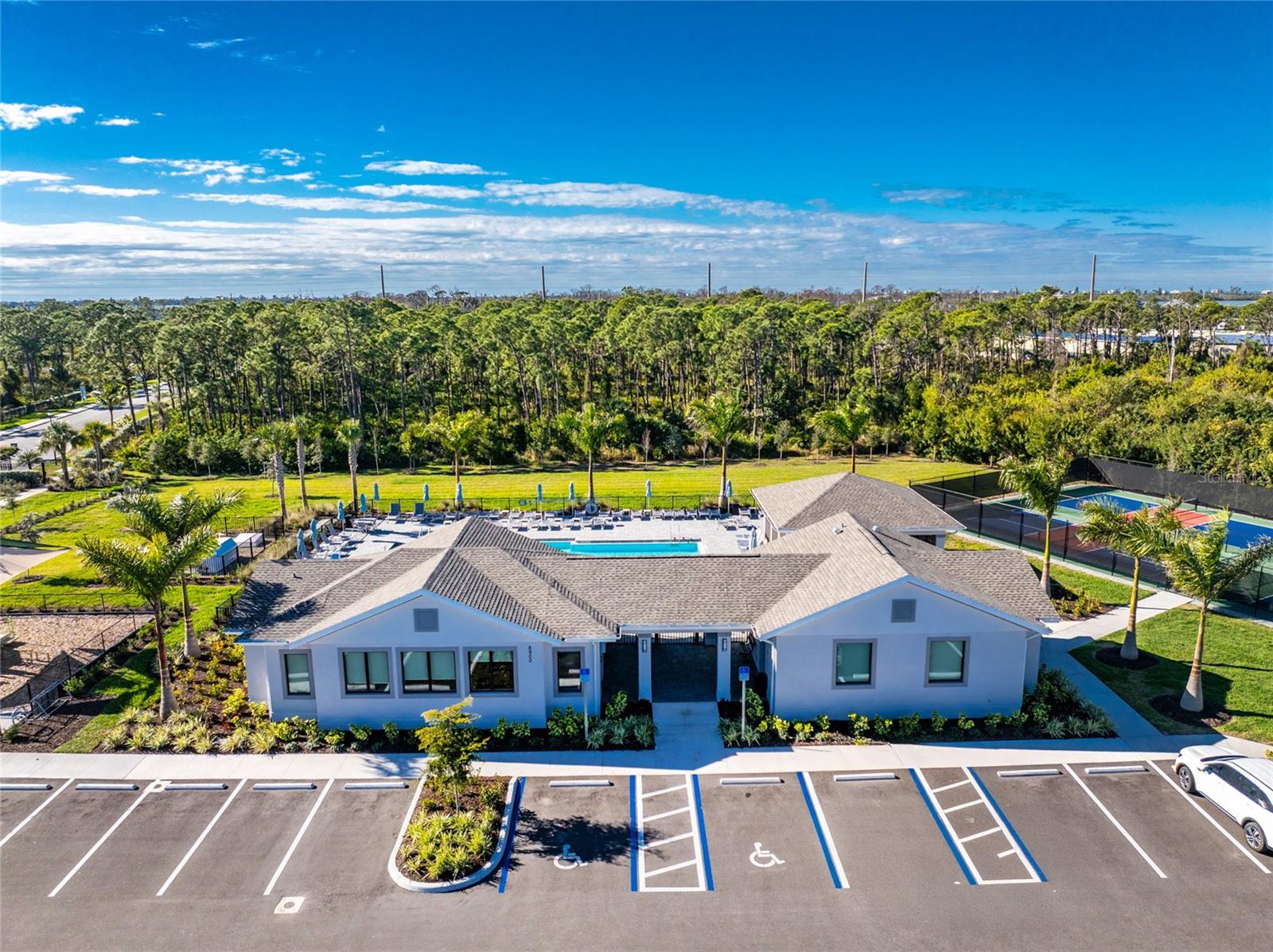 8117 SHORE LAKE DRIVE, ENGLEWOOD, FL, 34224 2 8117 SHORE LAKE DRIVE