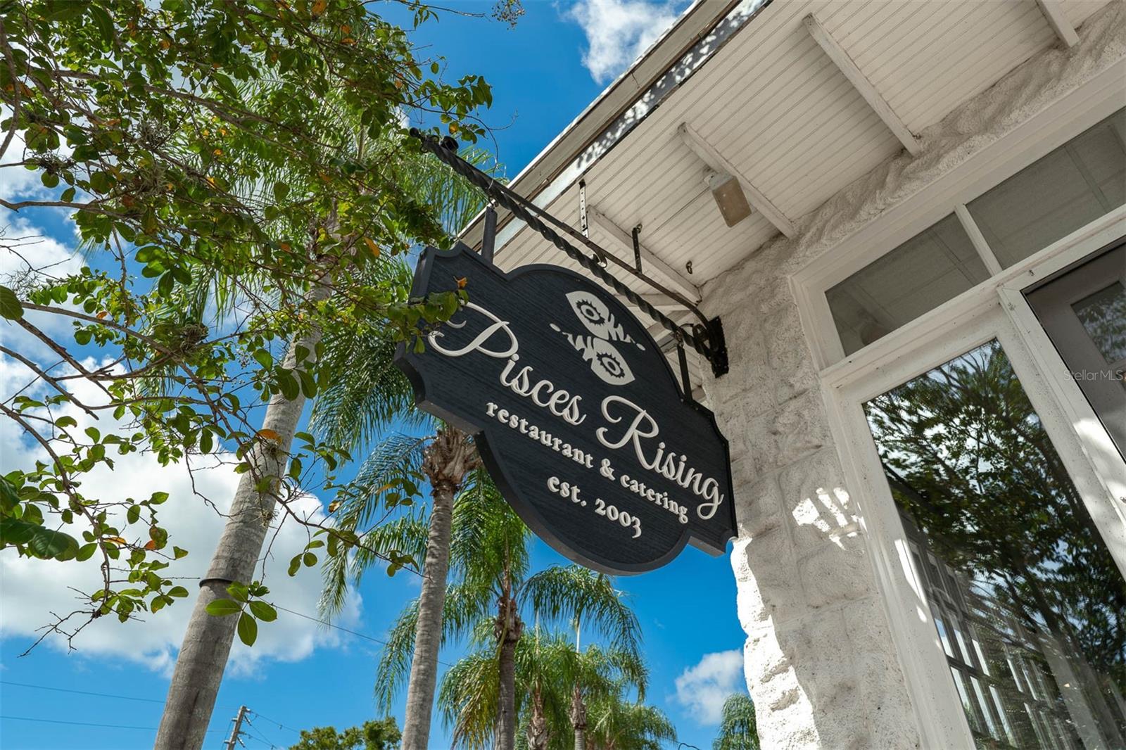 MOUNT DORA LAKEWOOD CONDO - Residential