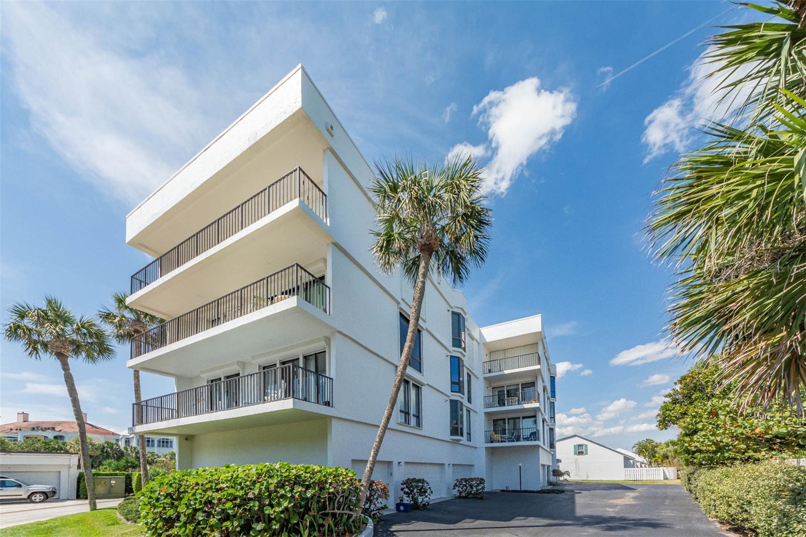 FOUNTAINS CONDO - Residential