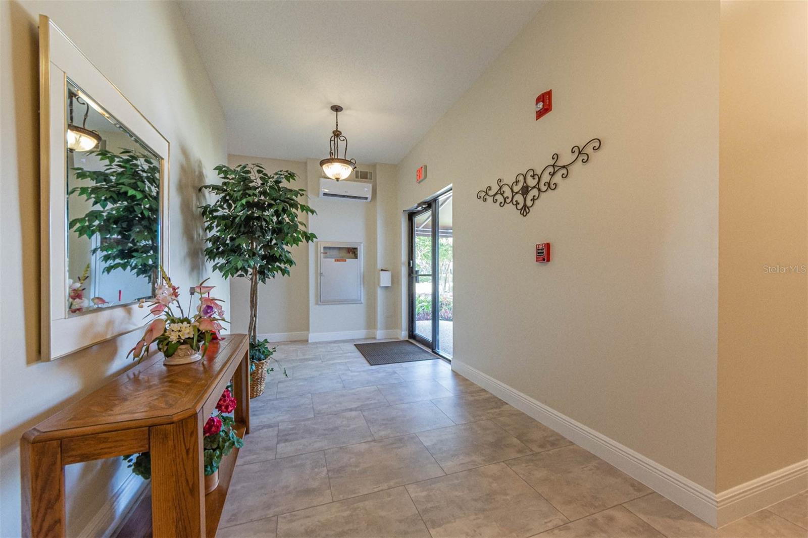 FOUNTAINS CONDO - Residential