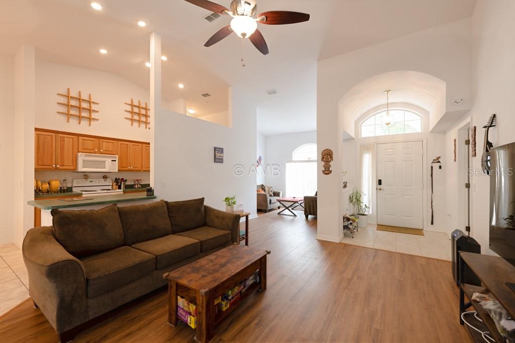 RAINBOW SPGS 04 REP - Residential