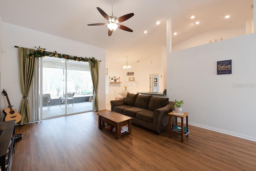 RAINBOW SPGS 04 REP - Residential