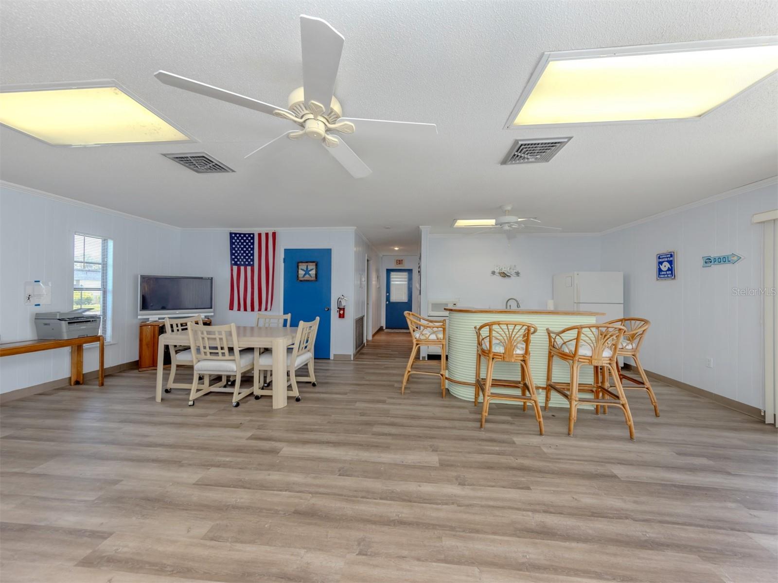 VENICE GARDENS - Residential