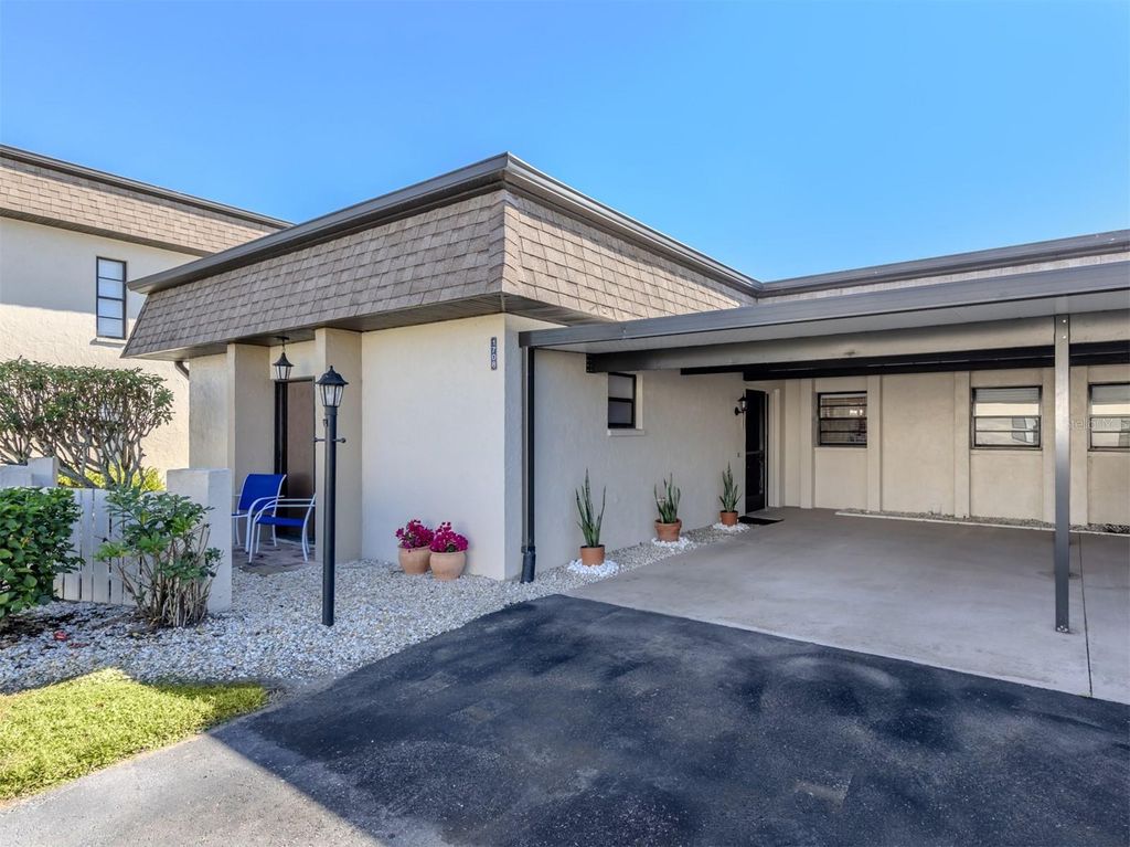 Photo of 1708 Bonitas Circle #1726A, Venice, FL 34293 (MLS # N6142103)