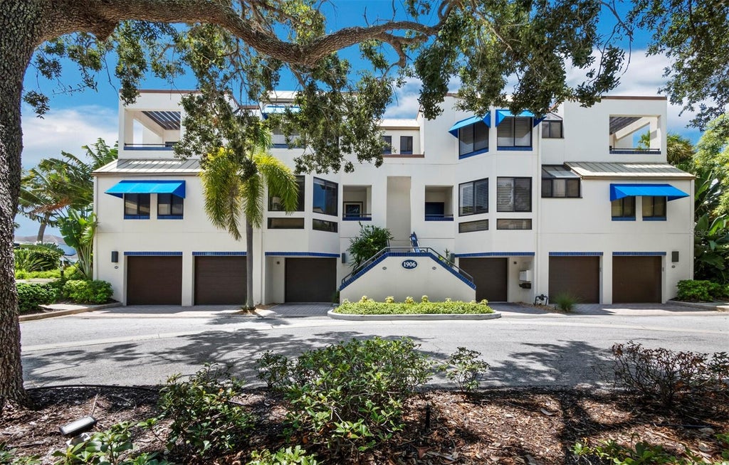 Photo of 1906 Harbourside Drive #303, Longboat Key, FL 34228 (MLS # A4703351)
