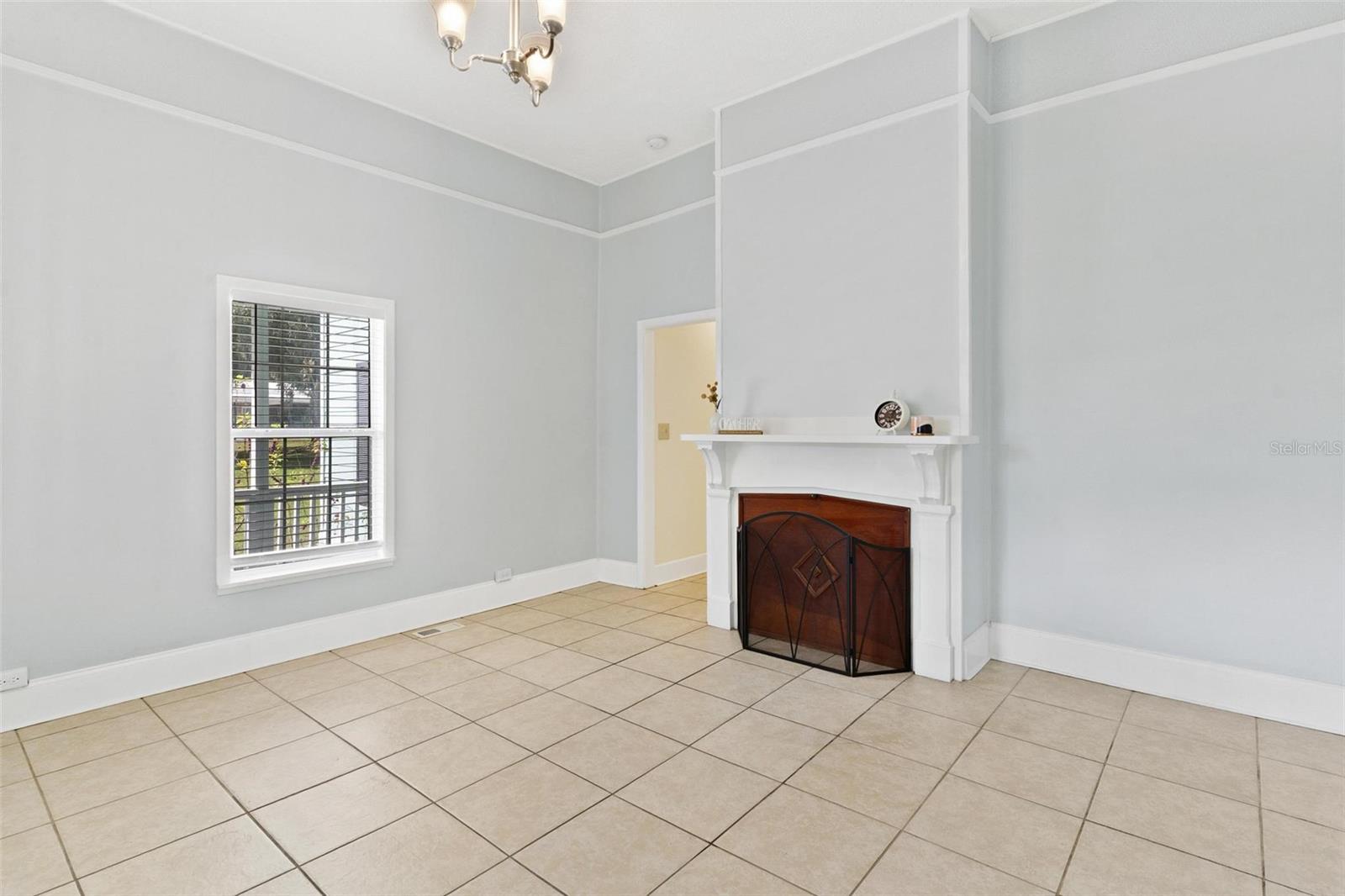 229 W MCCLENDON STREET