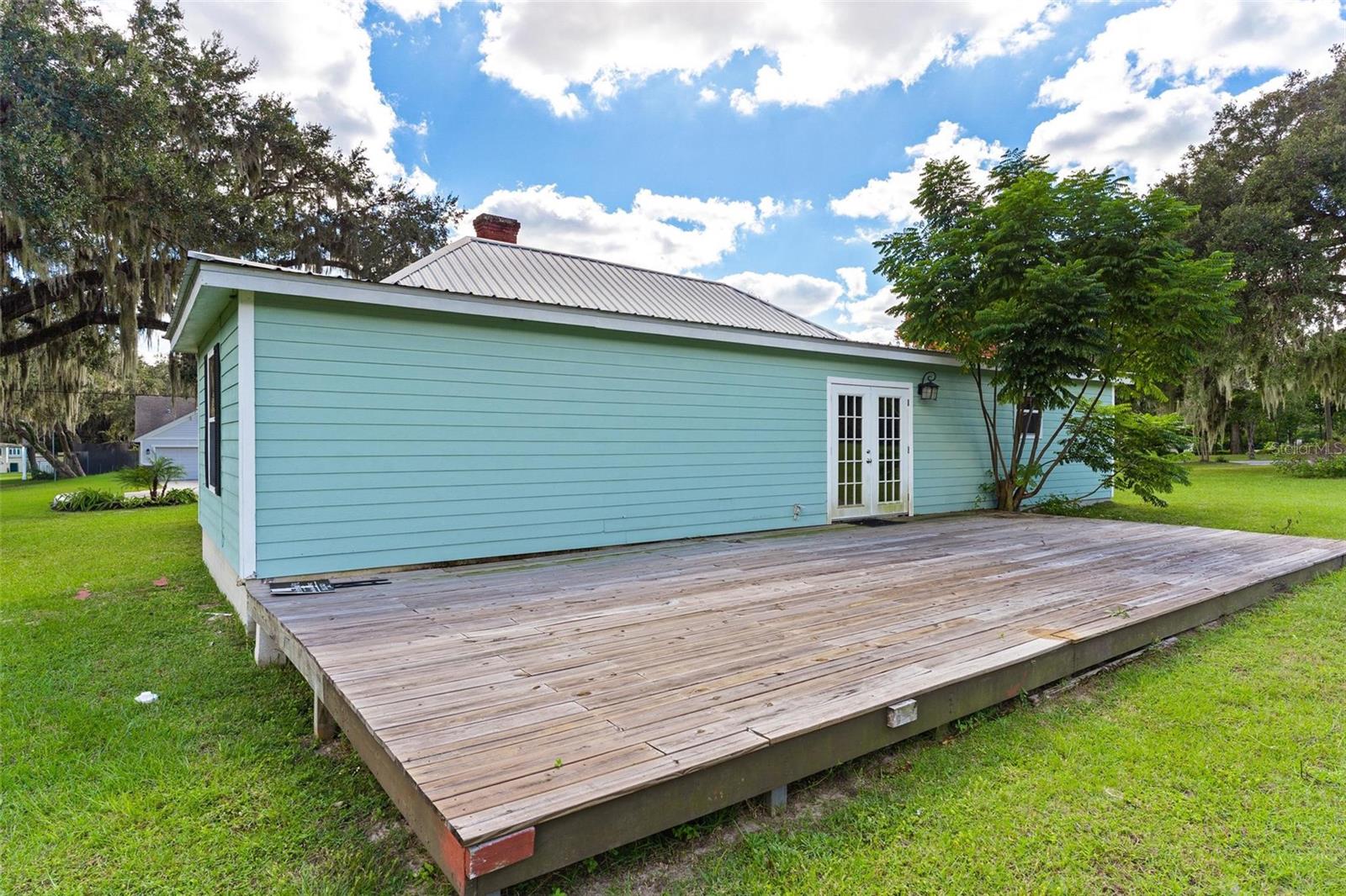 ACREAGE & UNREC - Residential