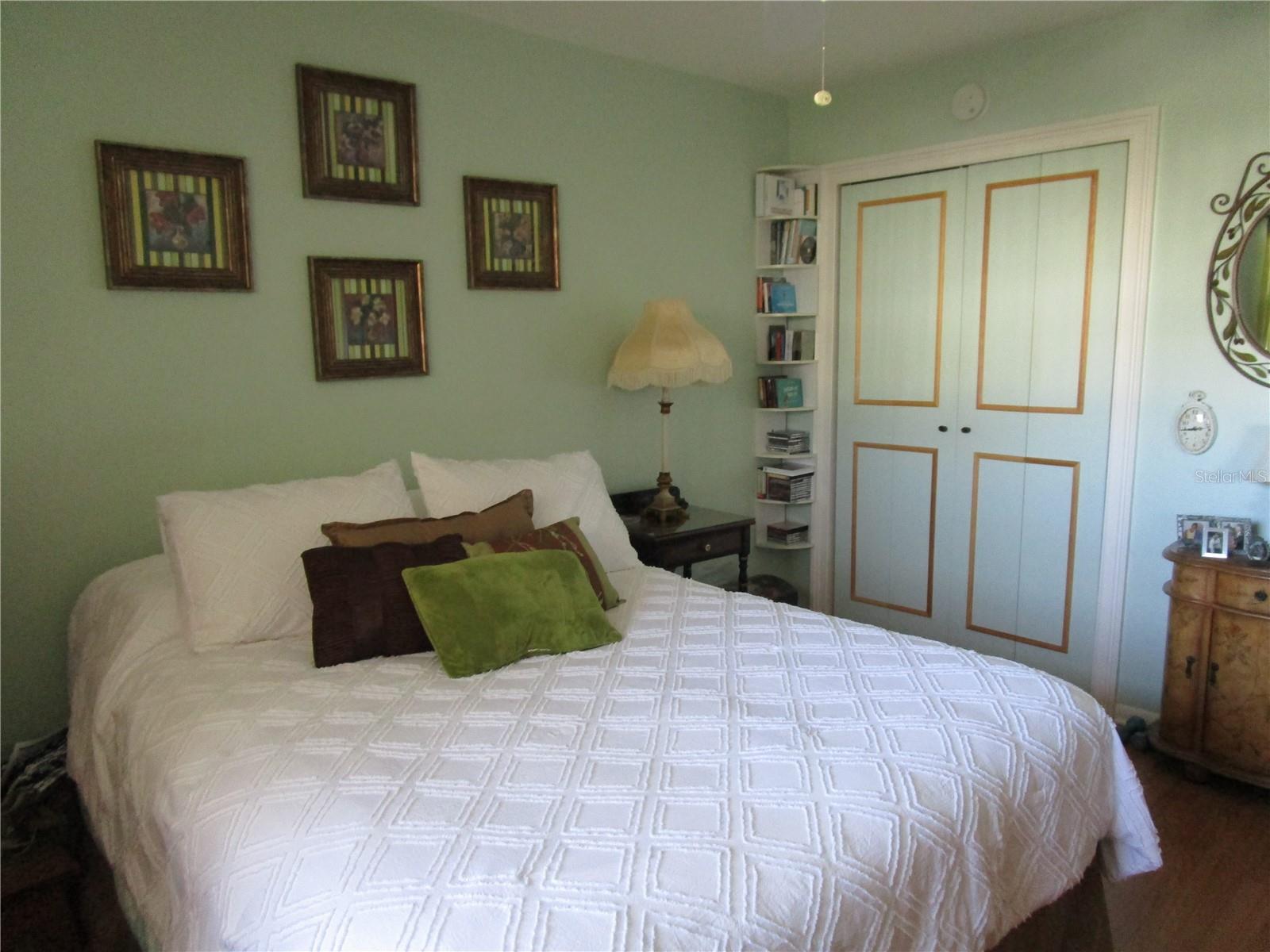 TOWN APTS CONDO - Residential