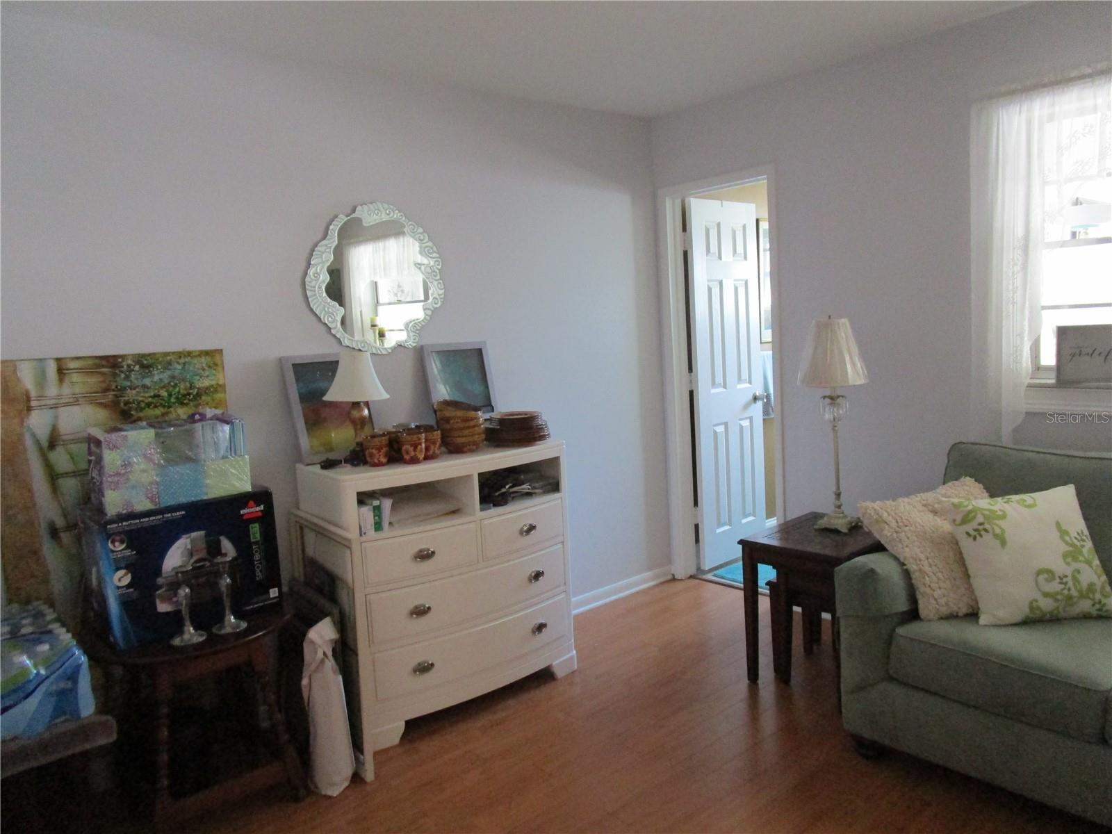 TOWN APTS CONDO - Residential