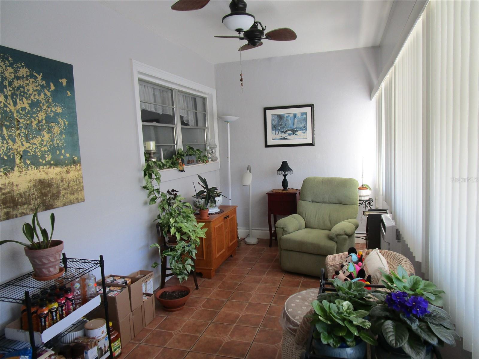 TOWN APTS CONDO - Residential