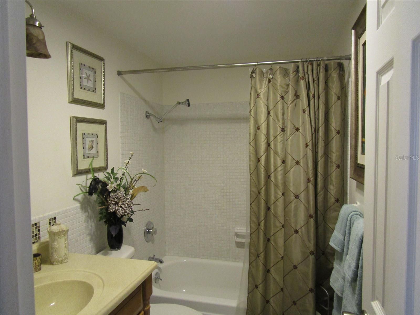 TOWN APTS CONDO - Residential