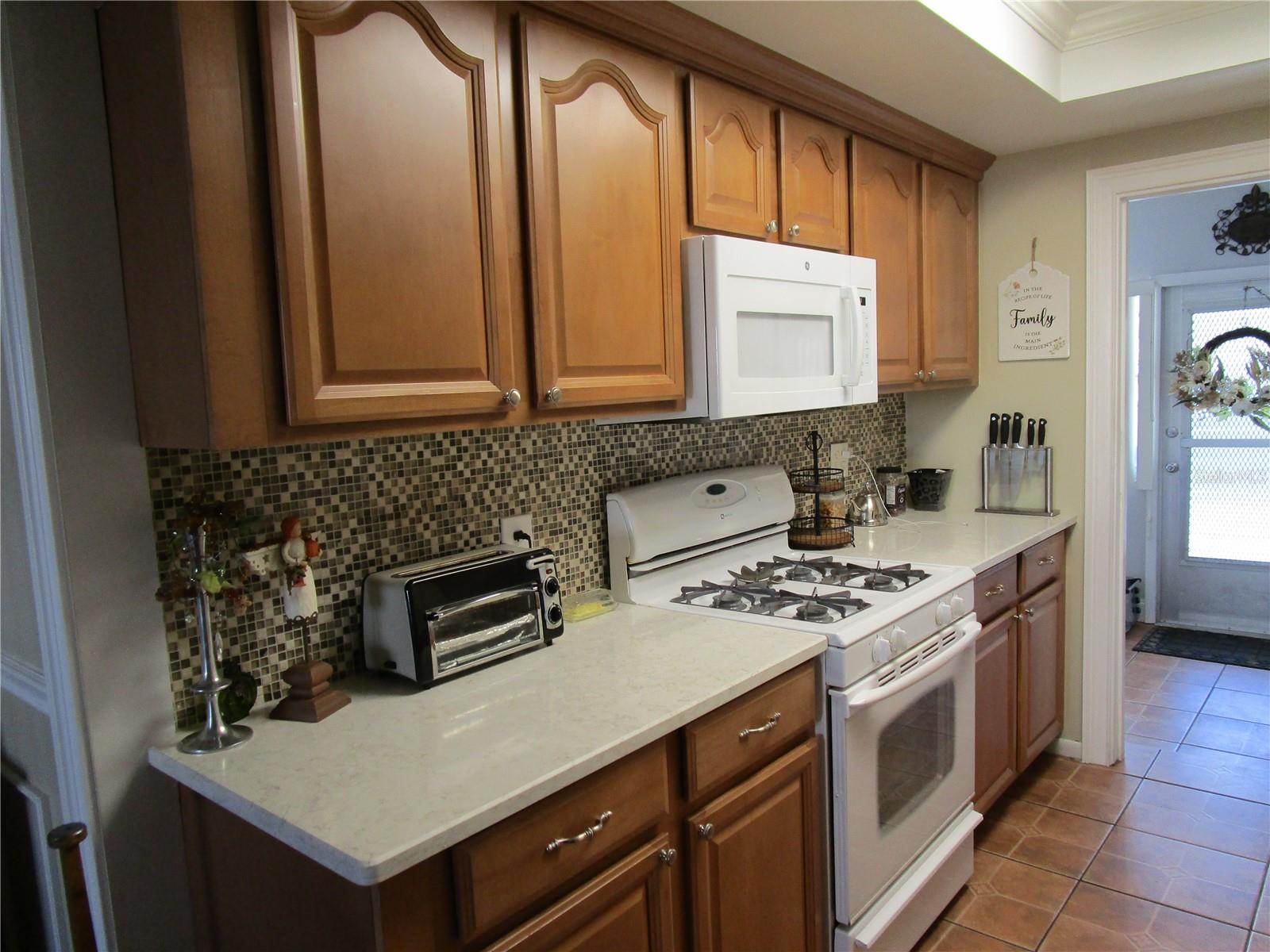 TOWN APTS CONDO - Residential