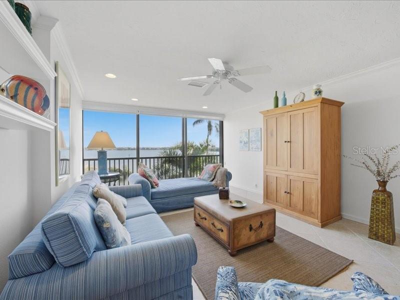 SUNRISE COVE SEC 2 - Residential