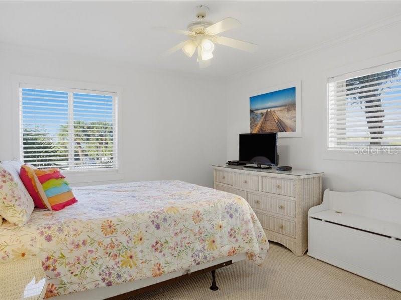 SUNRISE COVE SEC 2 - Residential