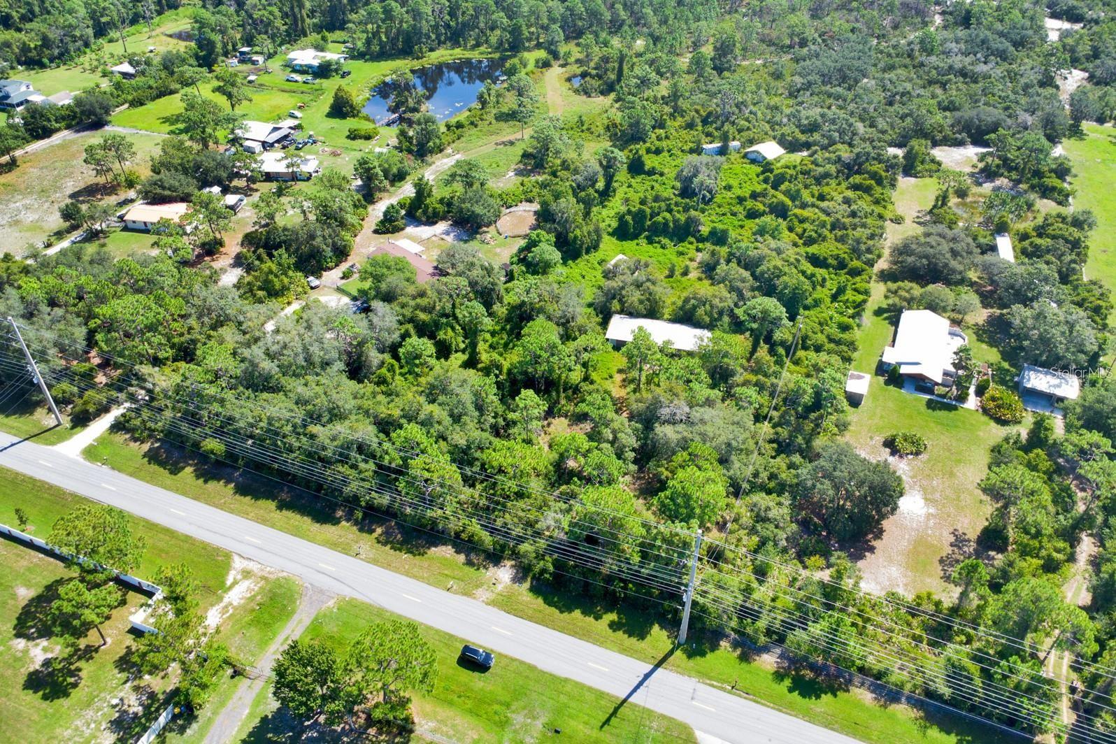 COUNTRY MEADOW N - Residential