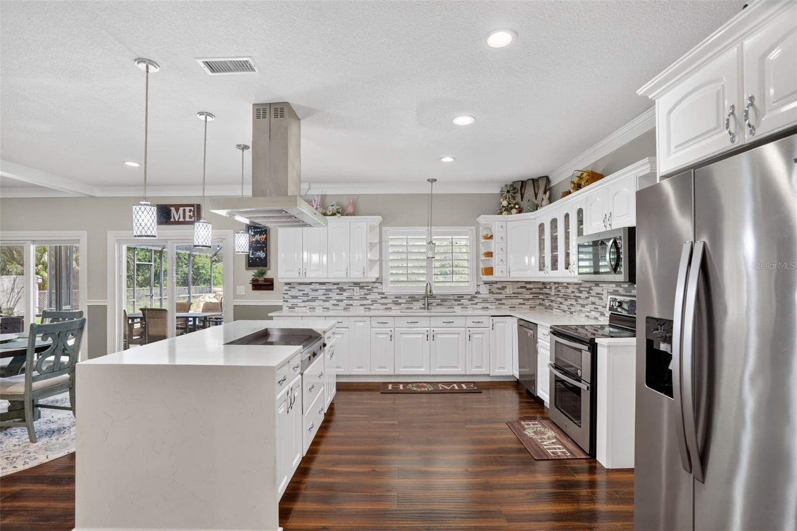 HIDDEN HARBOR - Residential