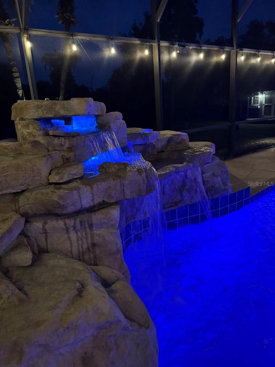 HIDDEN HARBOR - Residential