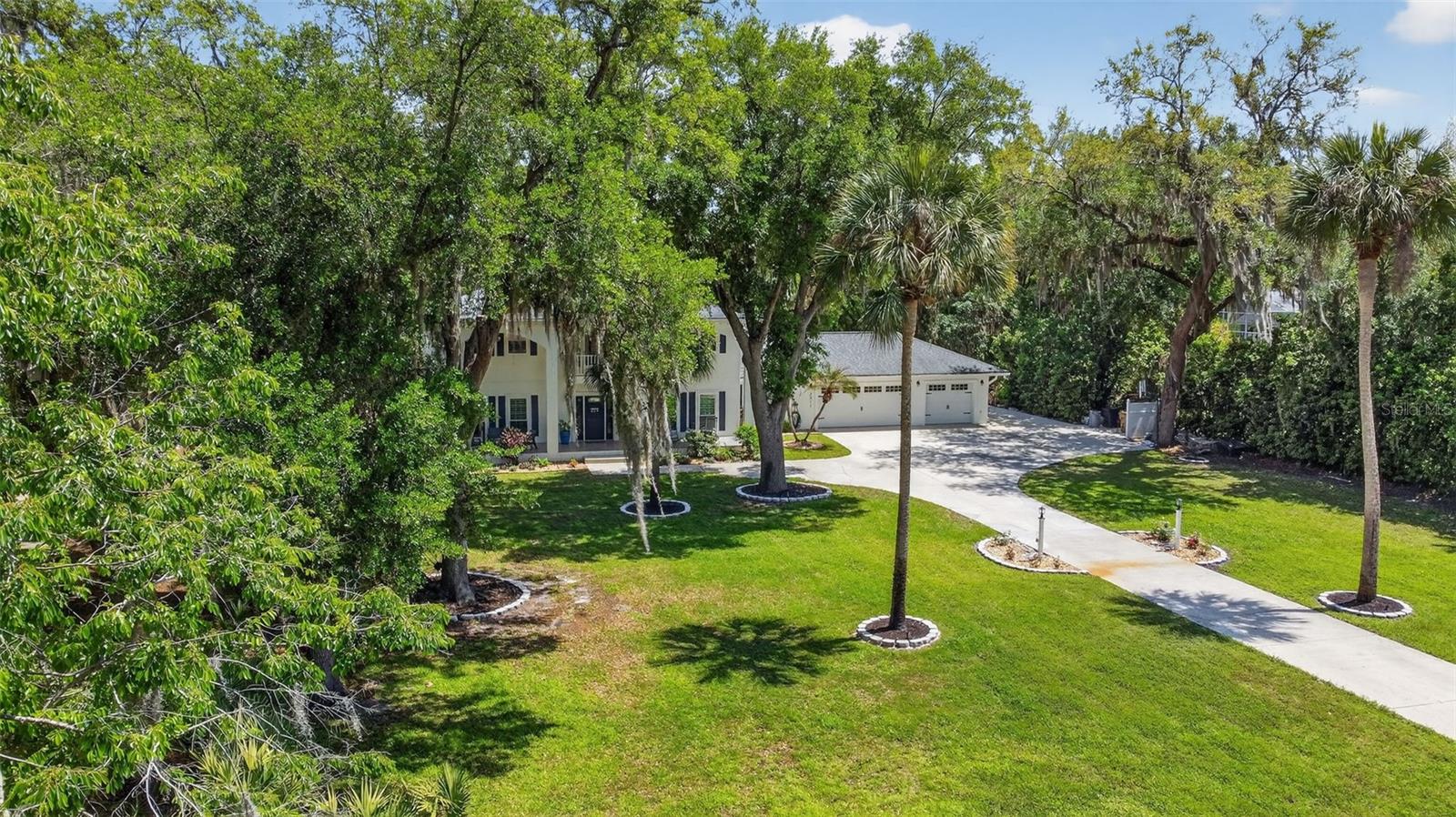 HIDDEN HARBOR - Residential