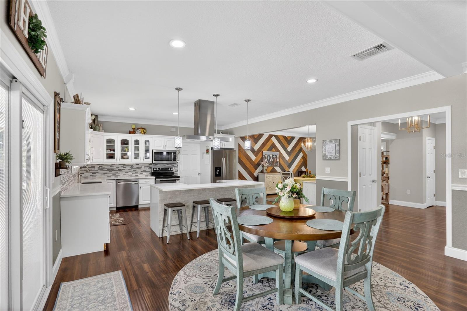 HIDDEN HARBOR - Residential