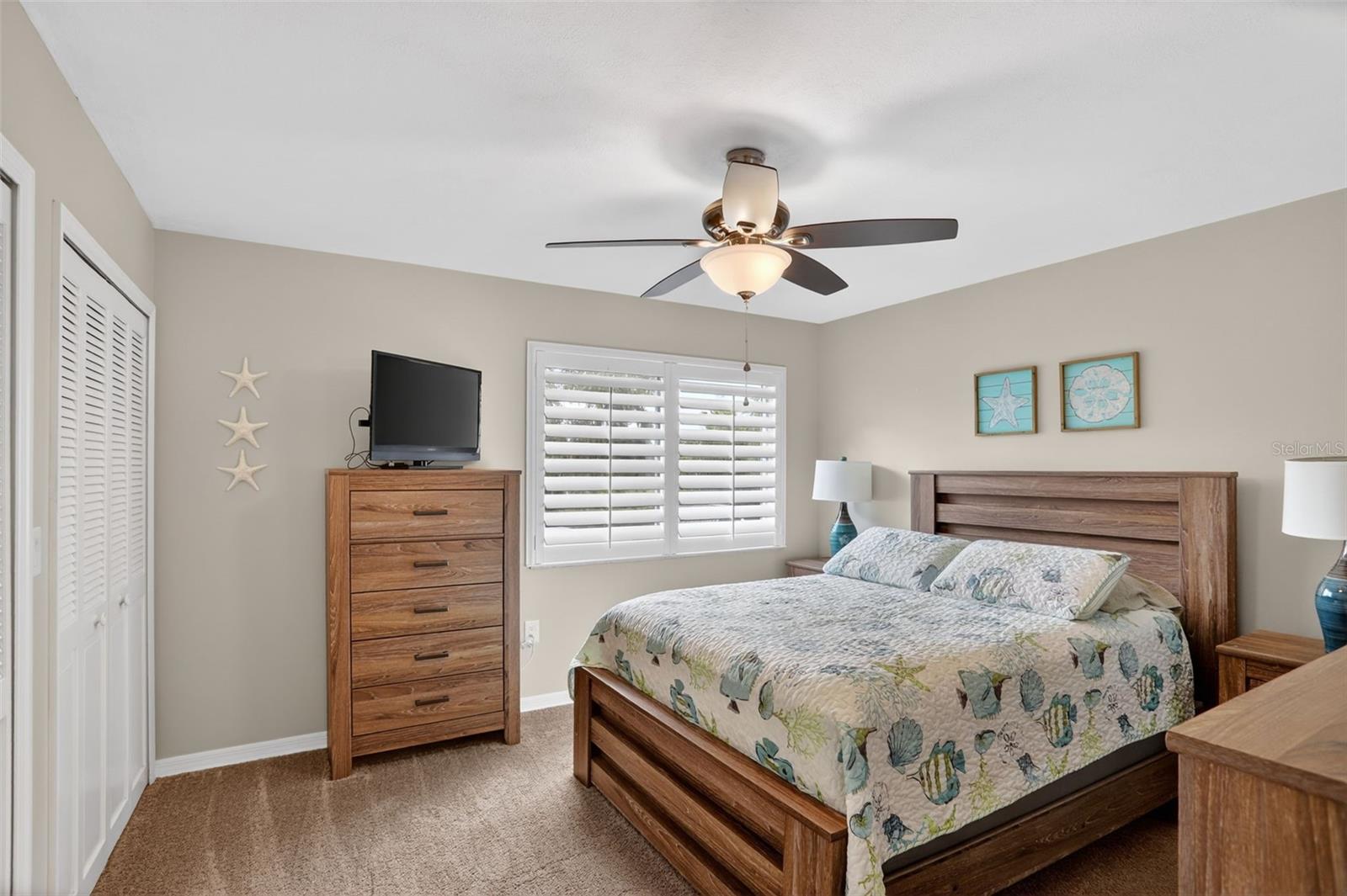 HIDDEN HARBOR - Residential