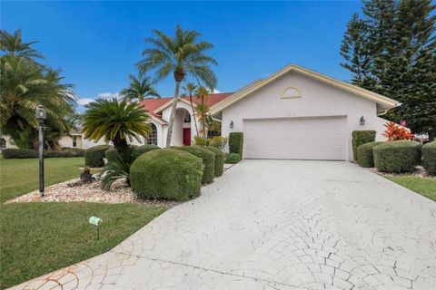 6821 COUNTRY LAKES CIRCLE SARASOTA FL 34243