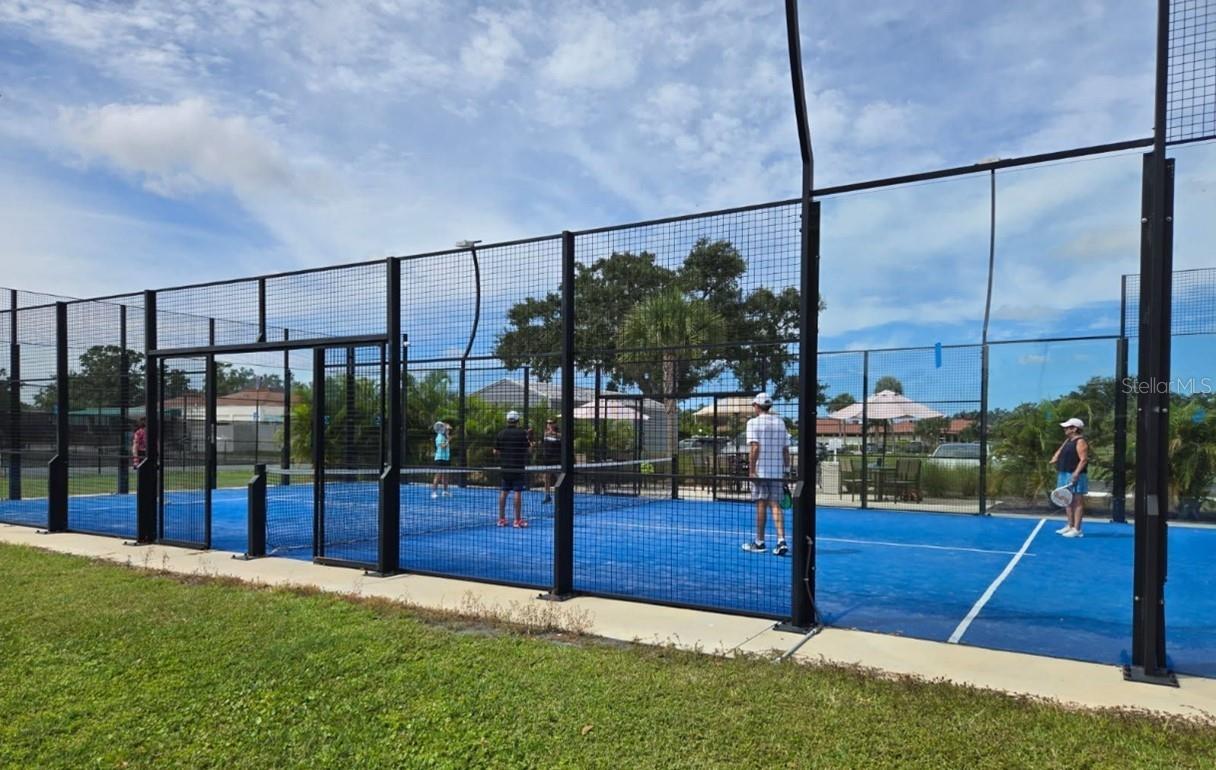 PALM-AIRE AT SARASOTA UNIT 7 PH 4 - Residential