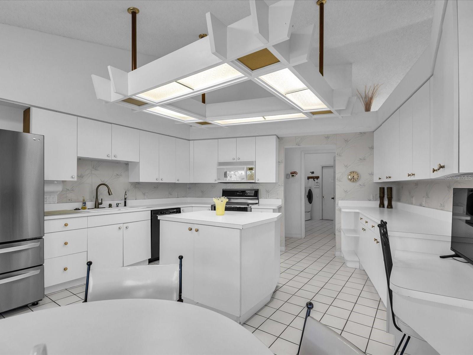 PALM-AIRE AT SARASOTA UNIT 7 PH 4 - Residential