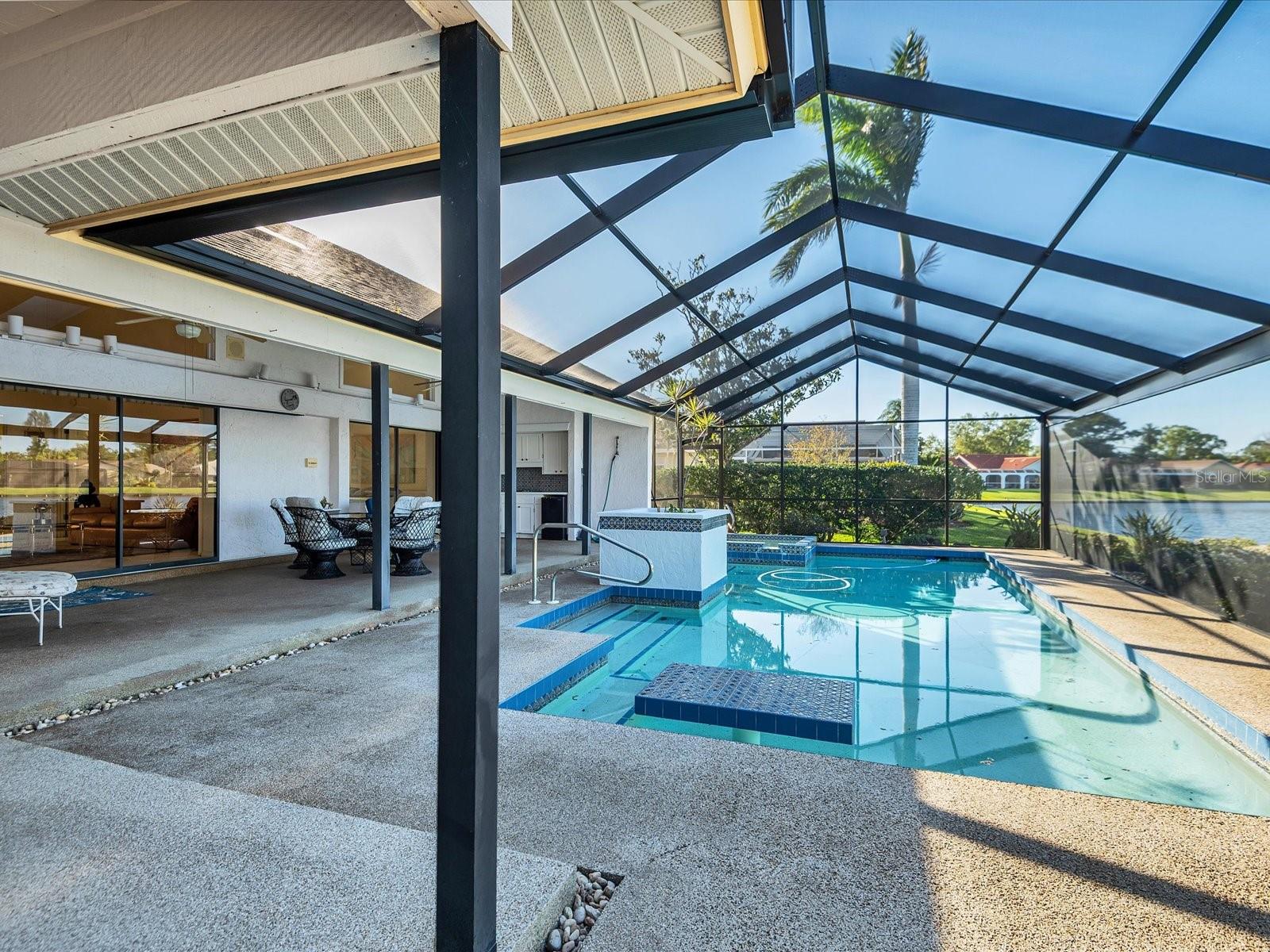 PALM-AIRE AT SARASOTA UNIT 7 PH 4 - Residential