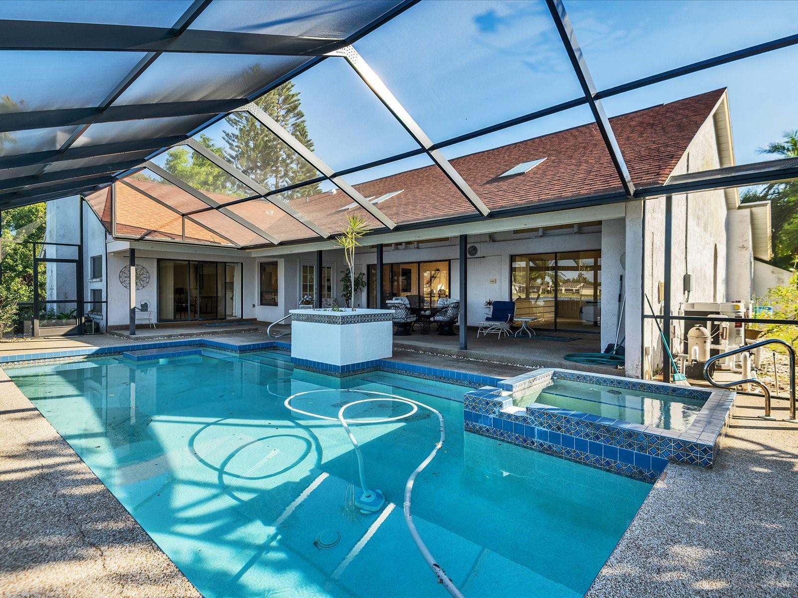 PALM-AIRE AT SARASOTA UNIT 7 PH 4 - Residential