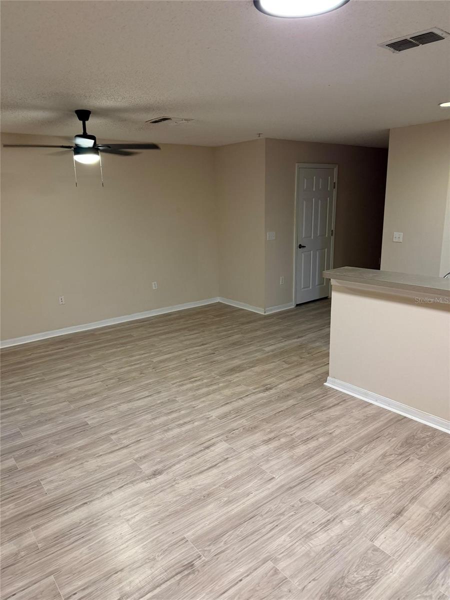 432 TRADITION LANE