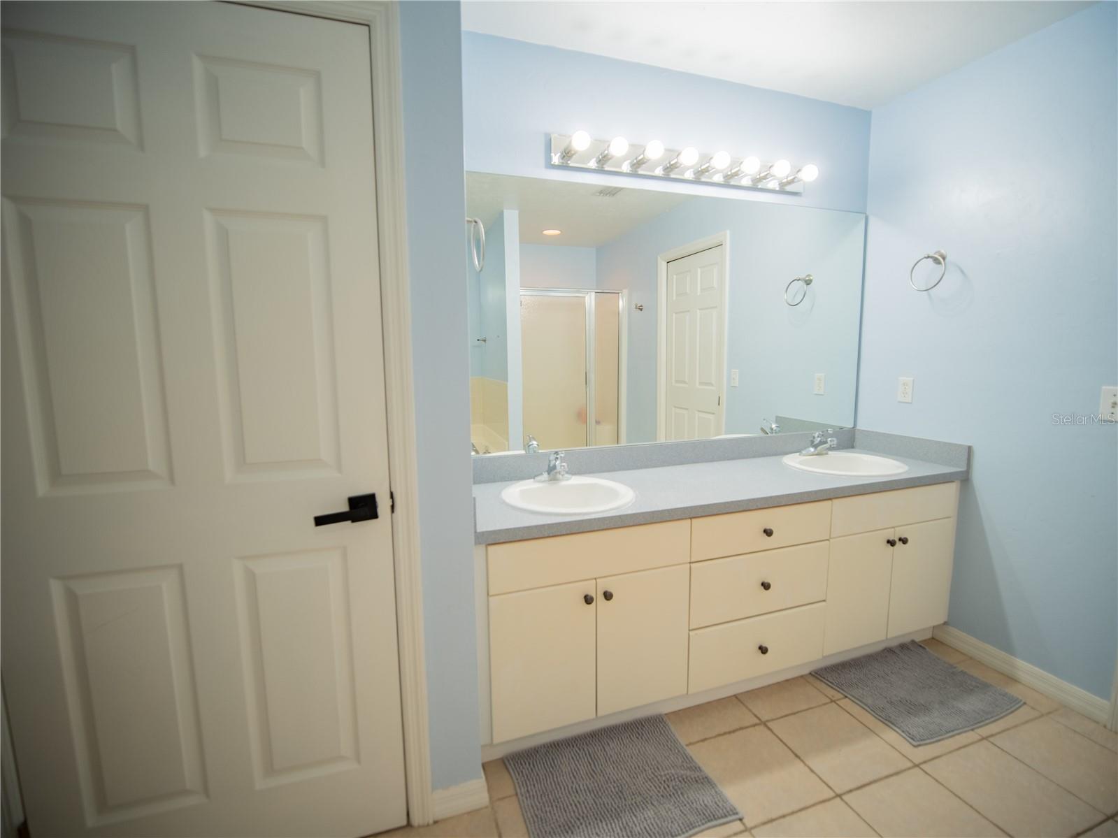 ARBOR GREENE/EMERALD LAKES PH 2 - Residential