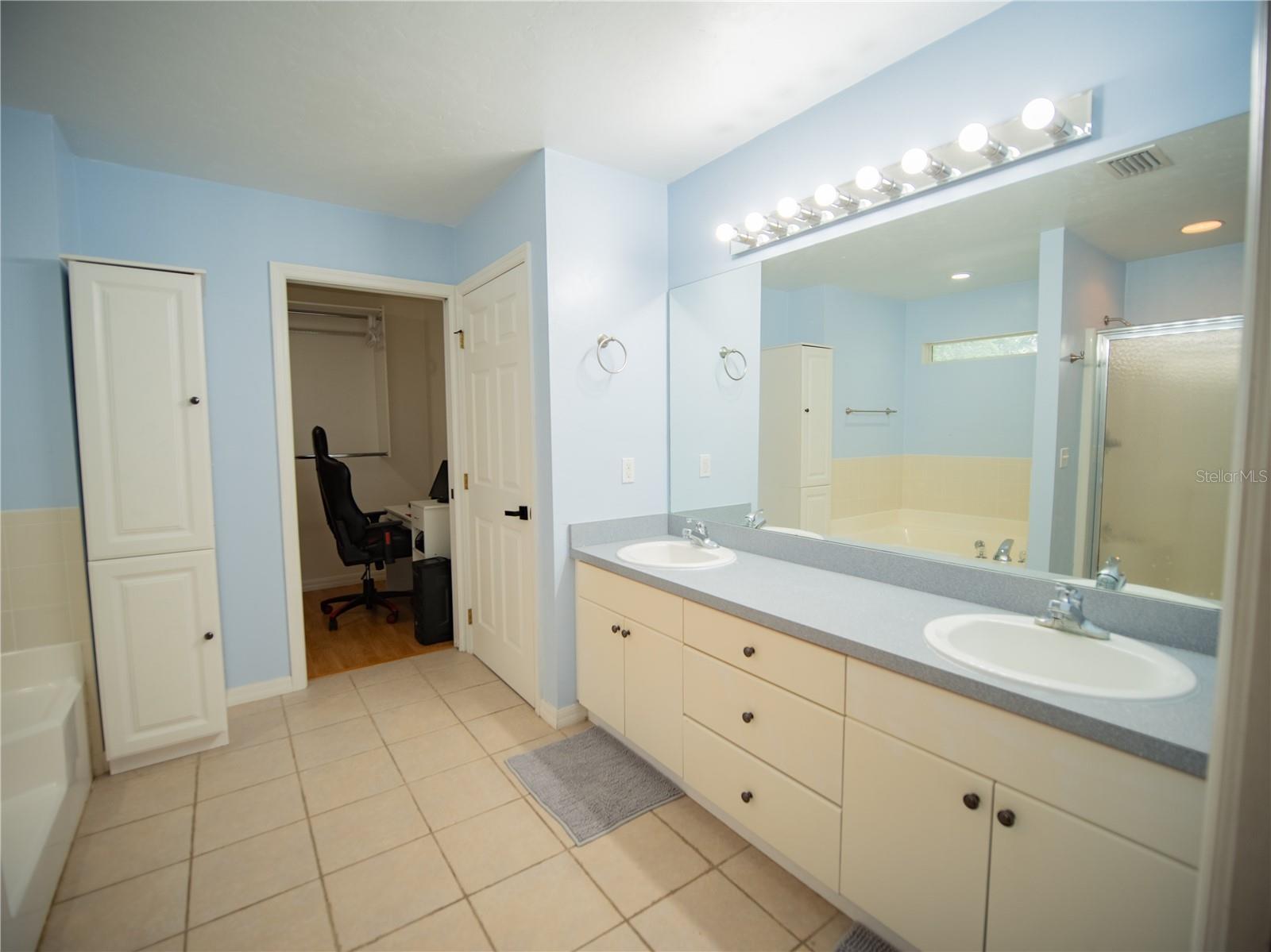 ARBOR GREENE/EMERALD LAKES PH 2 - Residential