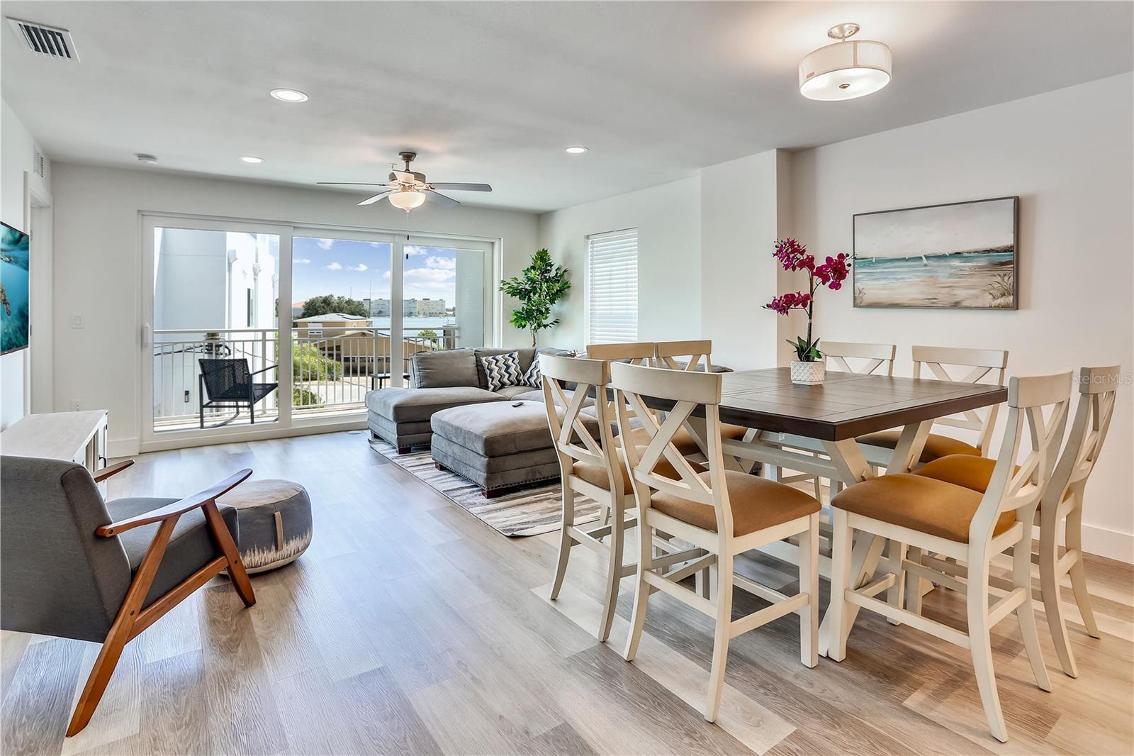 15305 1ST STREET E 305