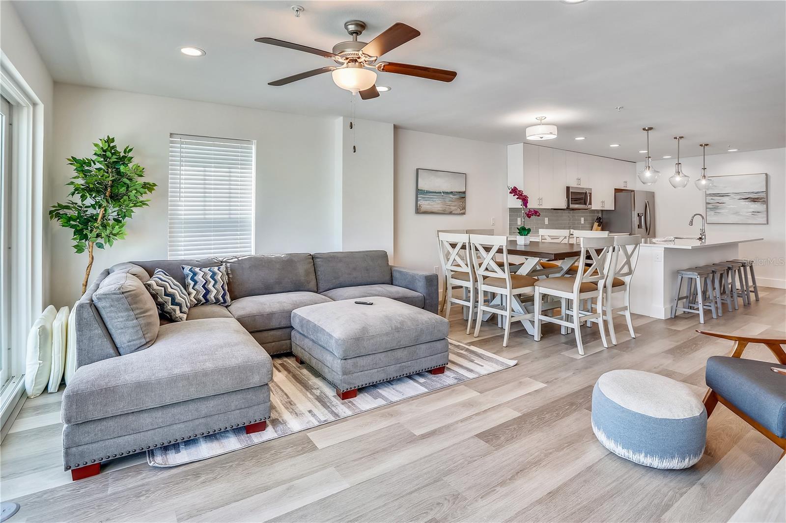 15305 1ST STREET E 305