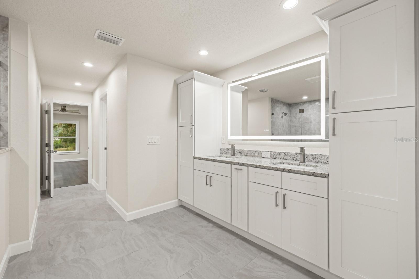 SAN ANGELA GARDENS - Residential