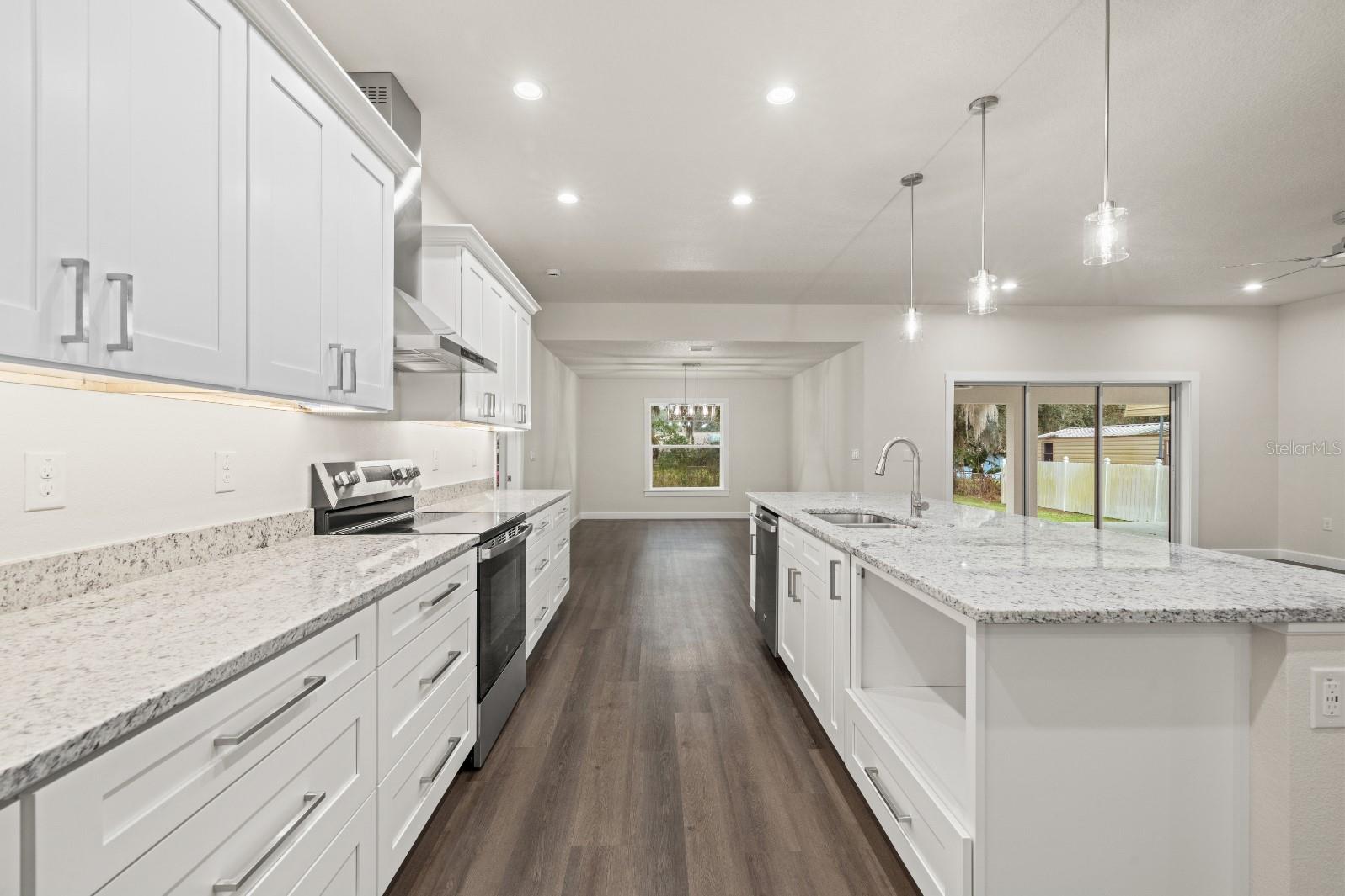 SAN ANGELA GARDENS - Residential