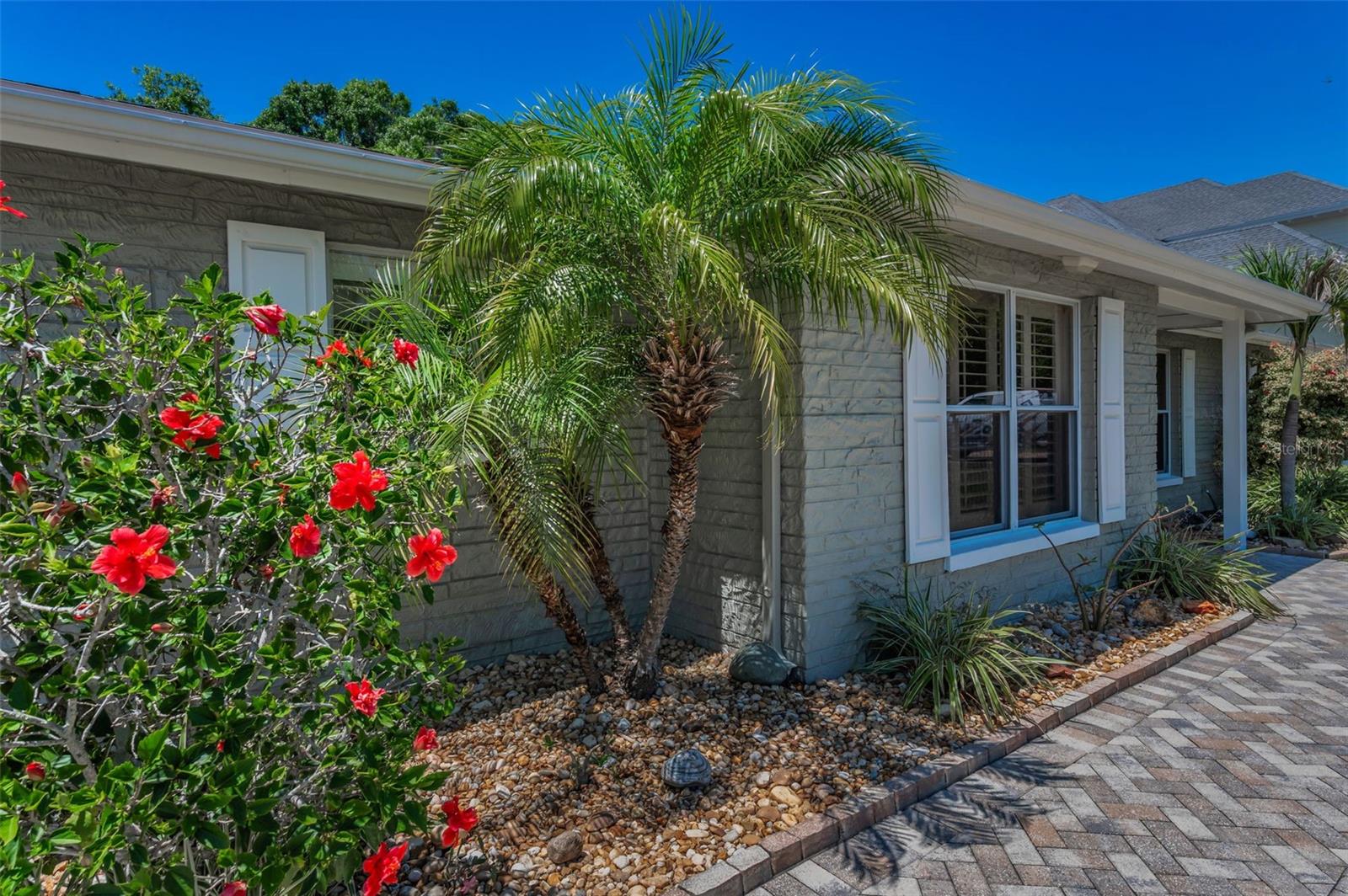 3133 PINEVIEW DRIVE