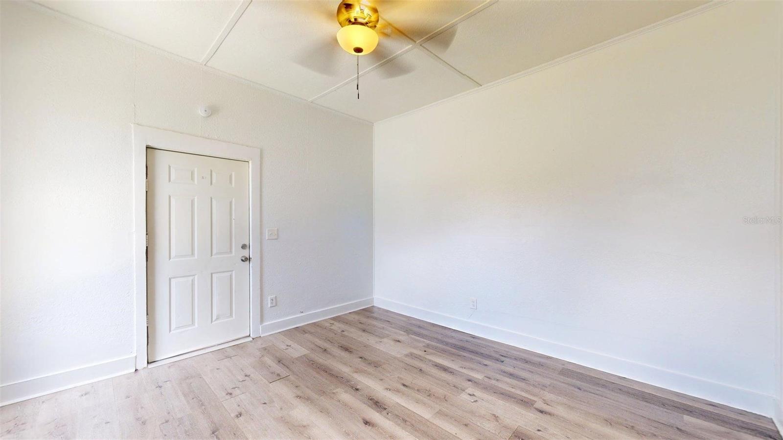 BETTS & CLARK SUB - Residential Income