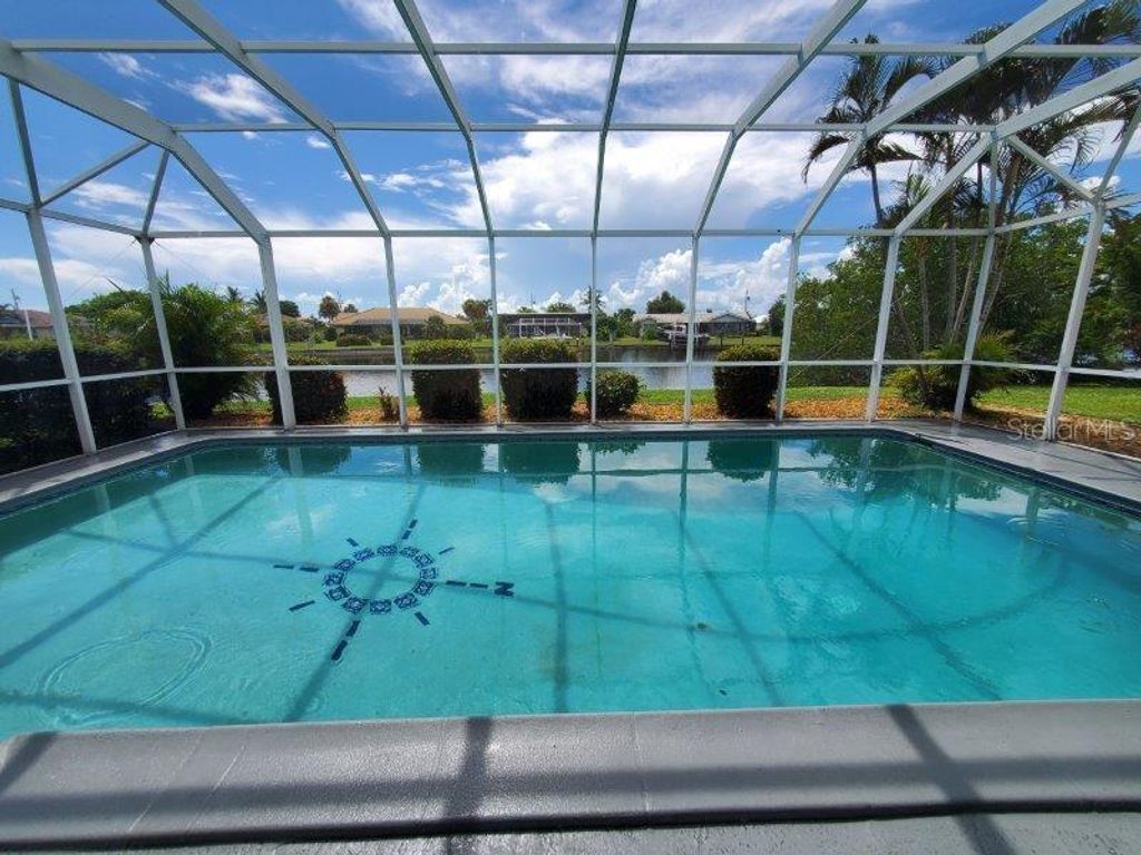Photo of 423 Via Cintia, Punta Gorda, FL 33950 (MLS # C7514110)