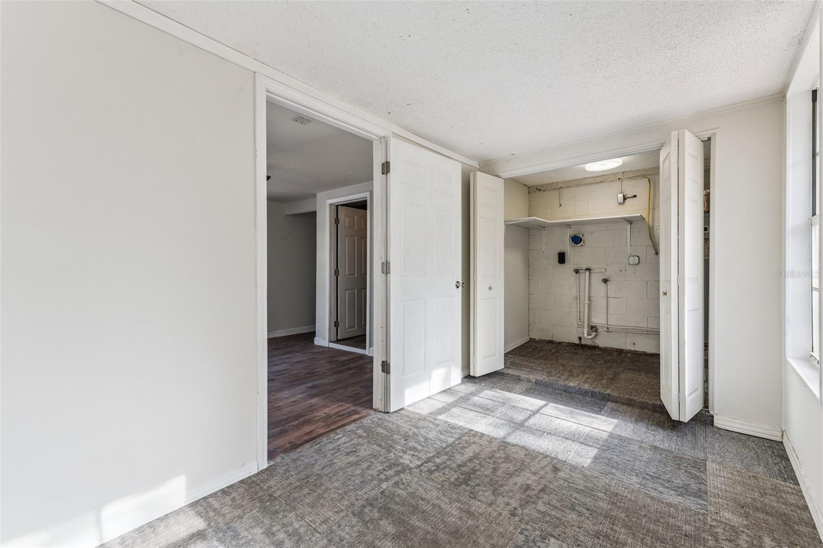 SUNLAND ESTATES - Residential