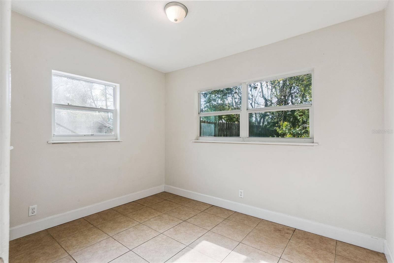 SUNLAND ESTATES - Residential