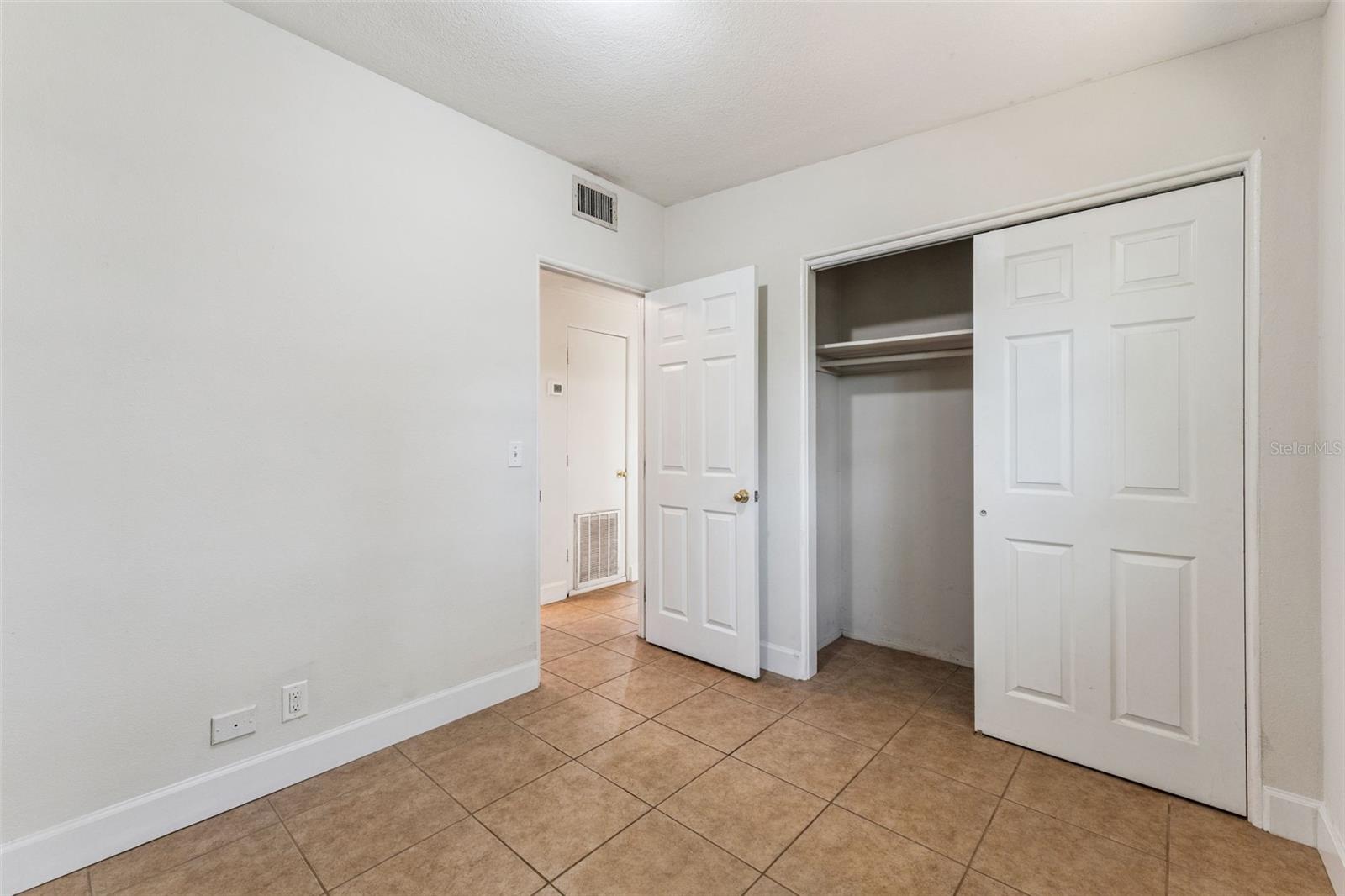 SUNLAND ESTATES - Residential