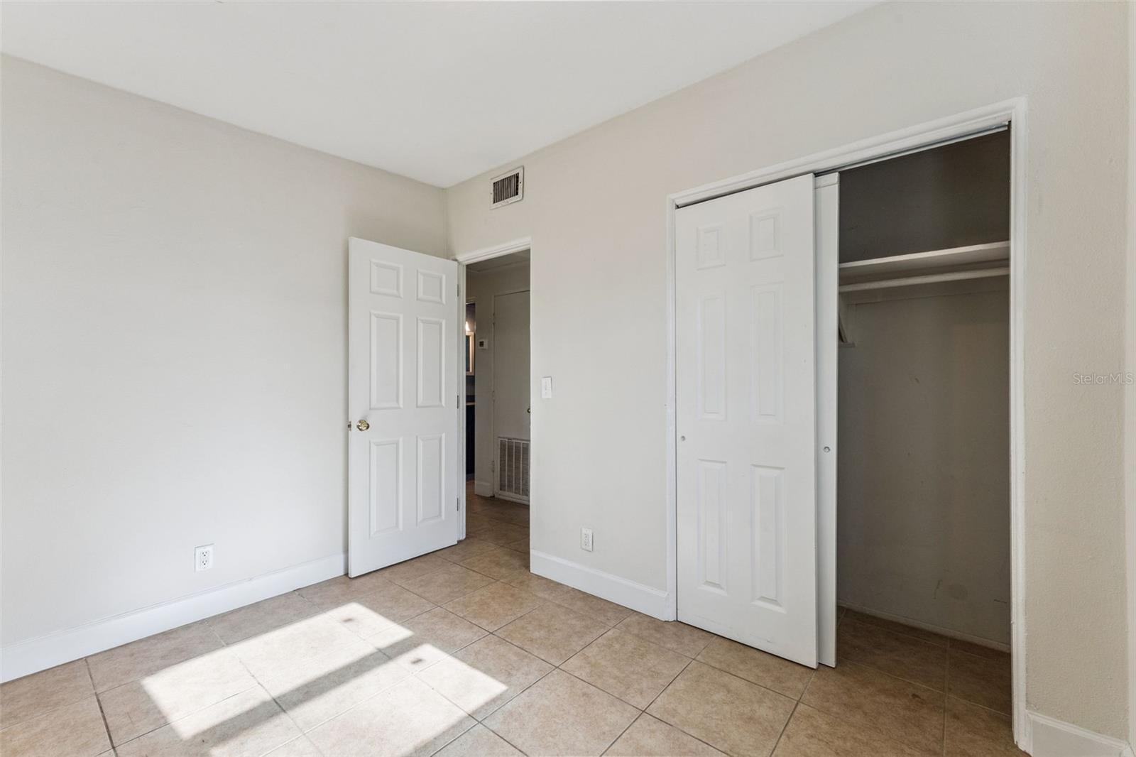 SUNLAND ESTATES - Residential