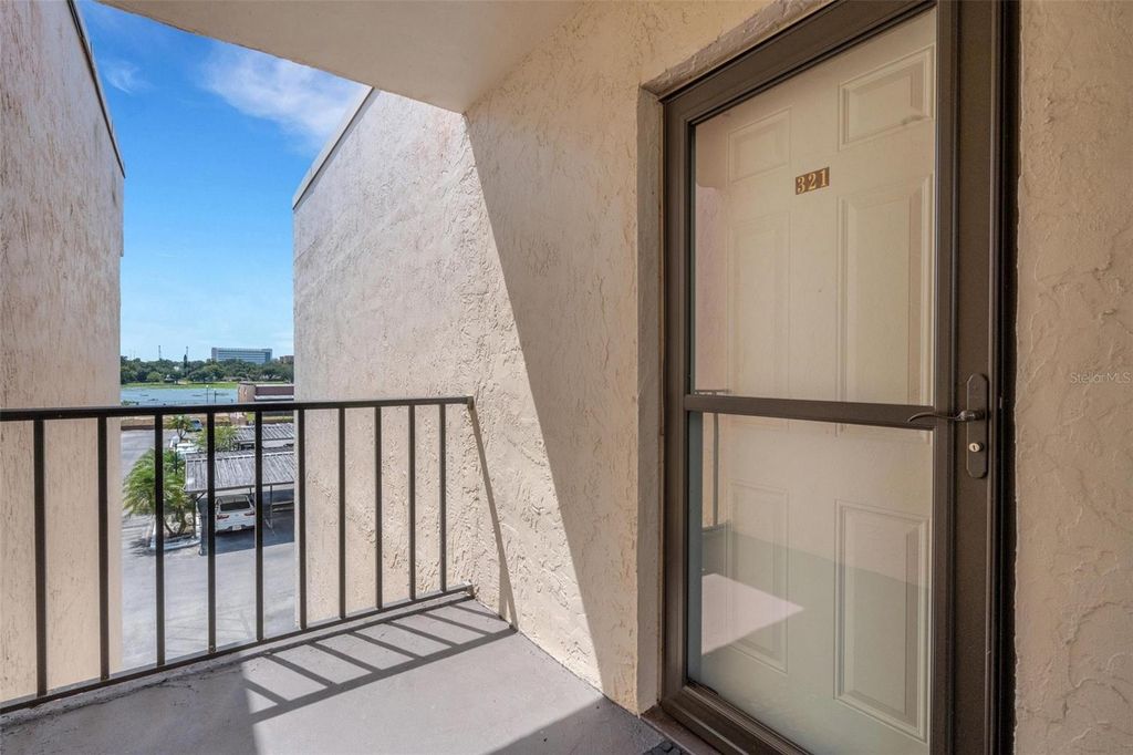 Photo of 1130 N Lake Parker Avenue #C321, Lakeland, FL 33805 (MLS # L4952566)