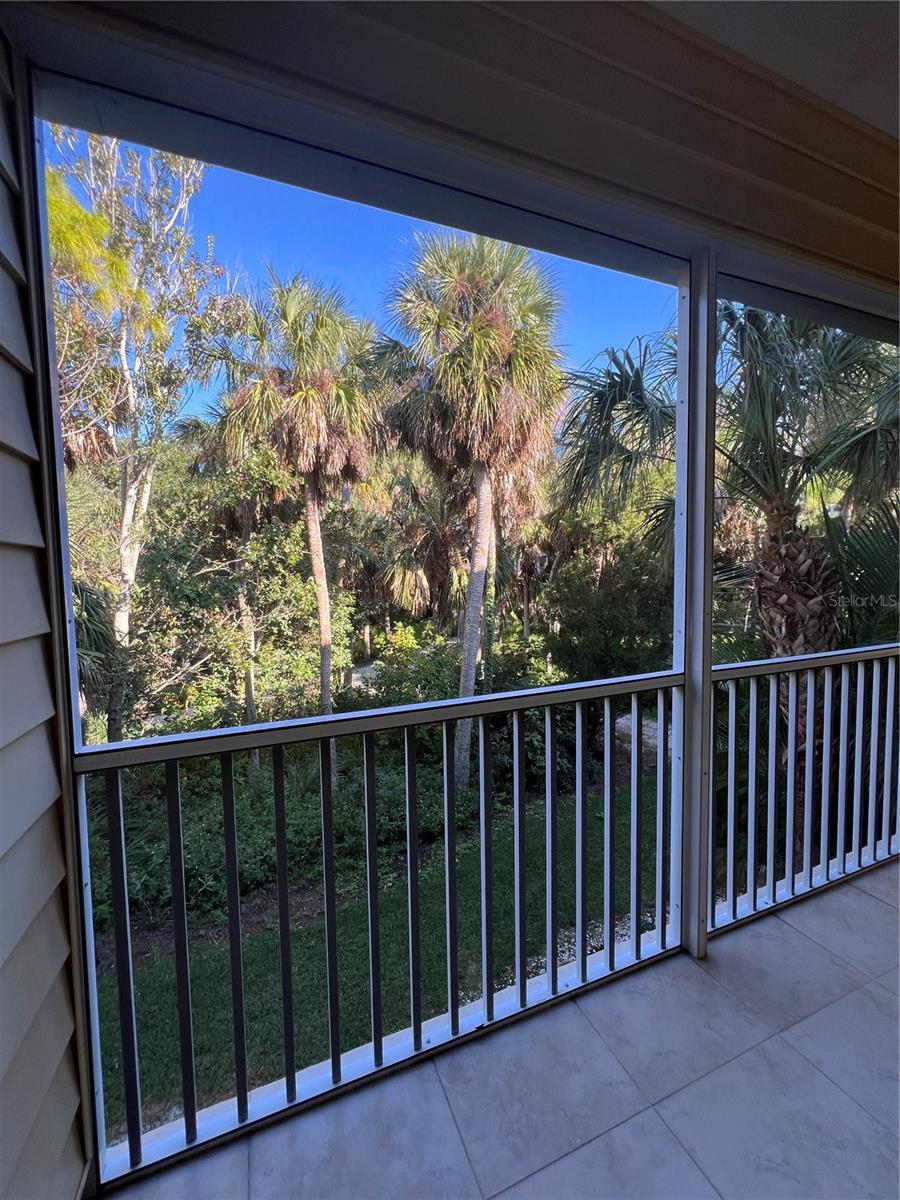 6012 ANCHORAGE WAY S