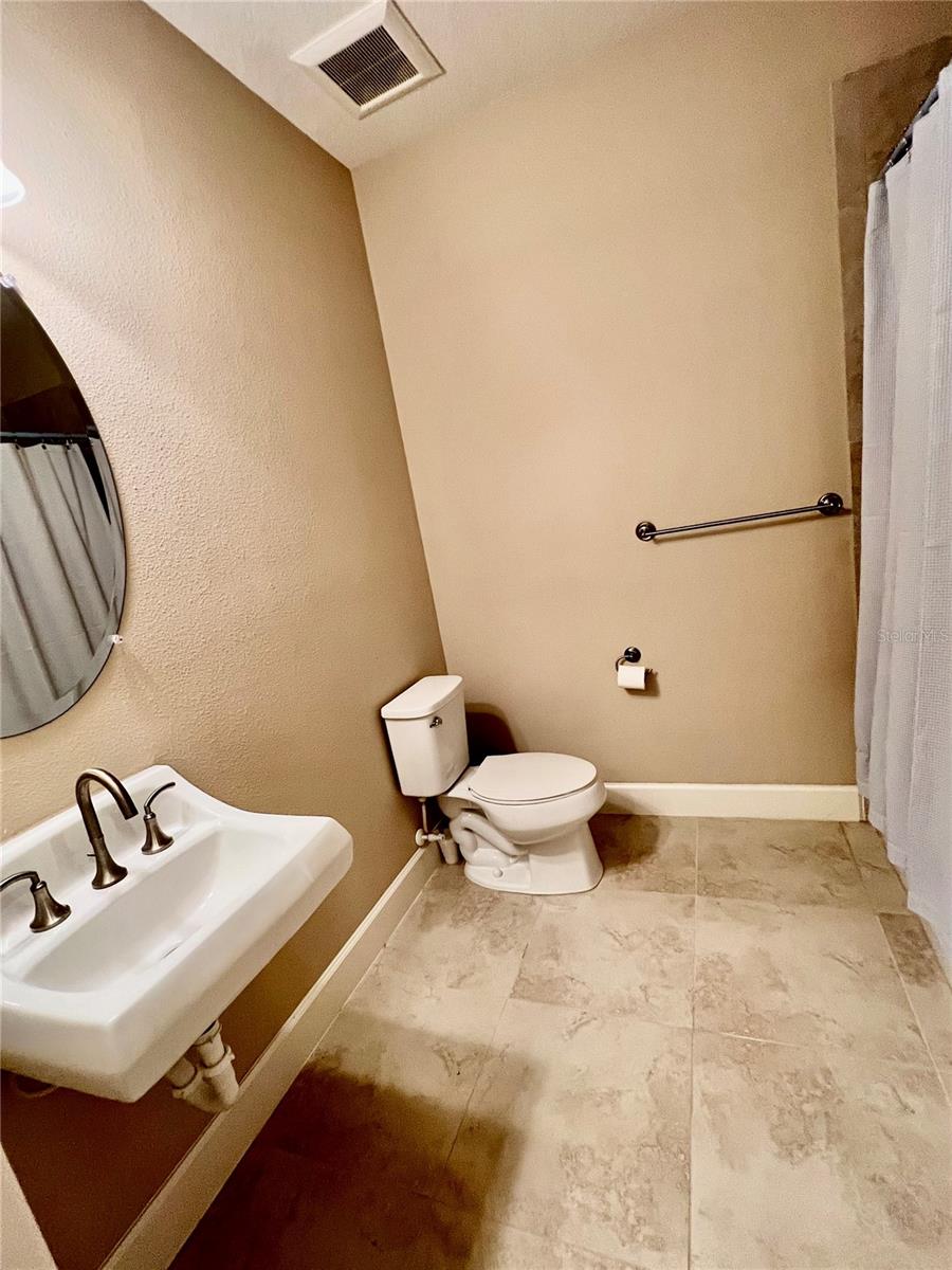 COVE AT LOGGERHEAD MARINA - Residential