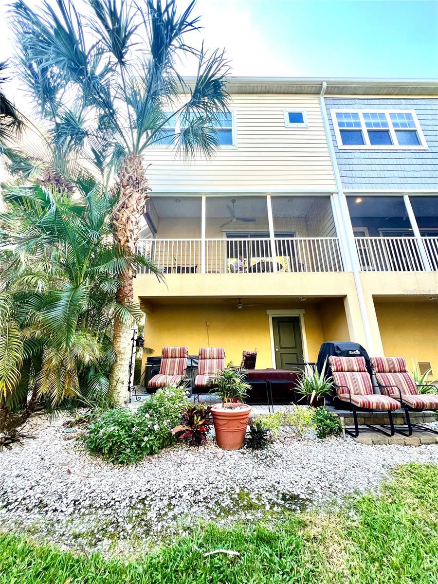 6012 ANCHORAGE WAY S